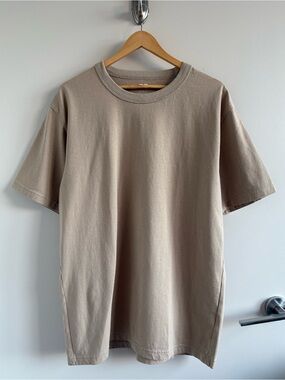 Uniqlo U Heavyweight Beige Men’s T-shirt 100% Cotton Size L